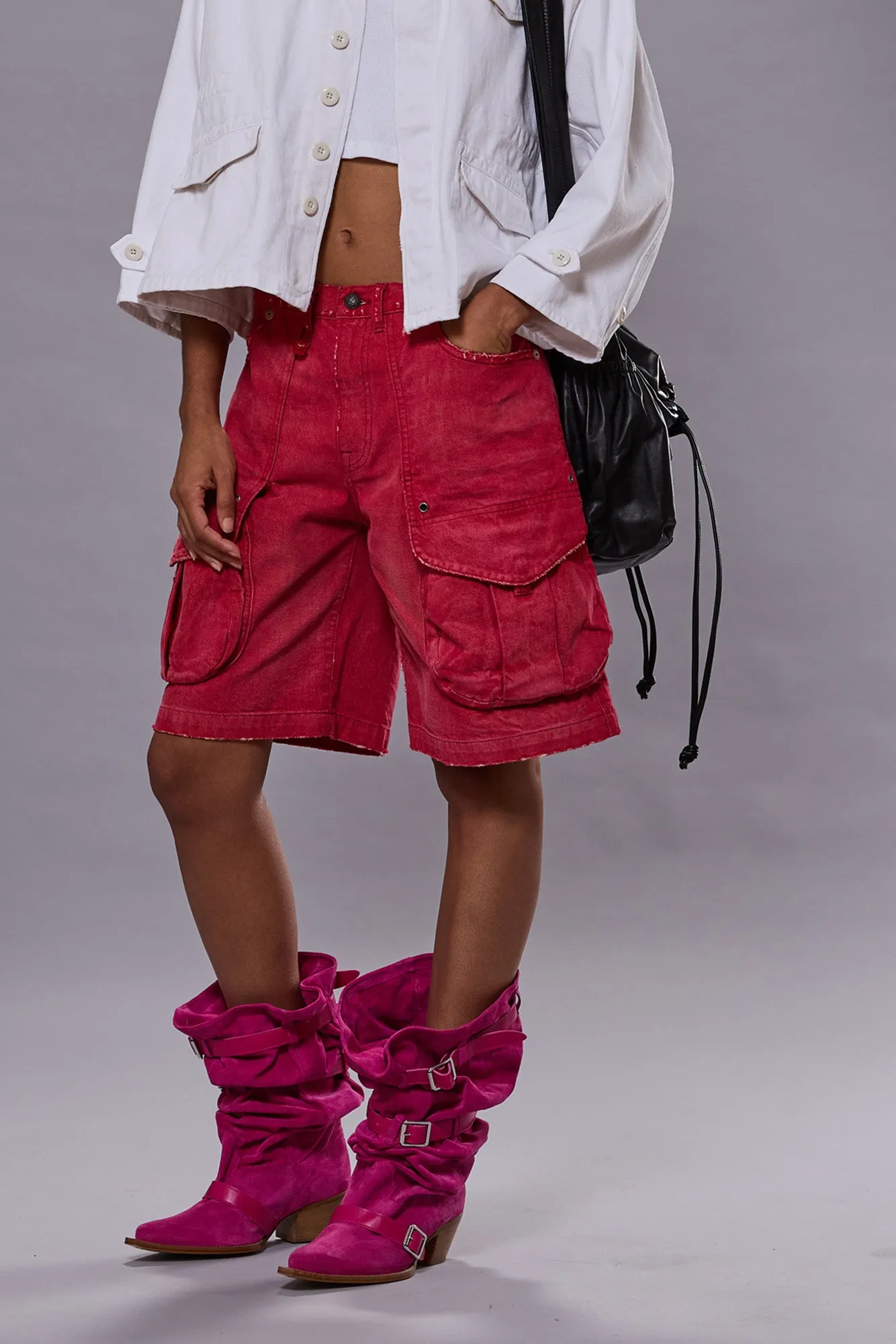 MULTI POCKET BAGGY SHORT - VIVID RED