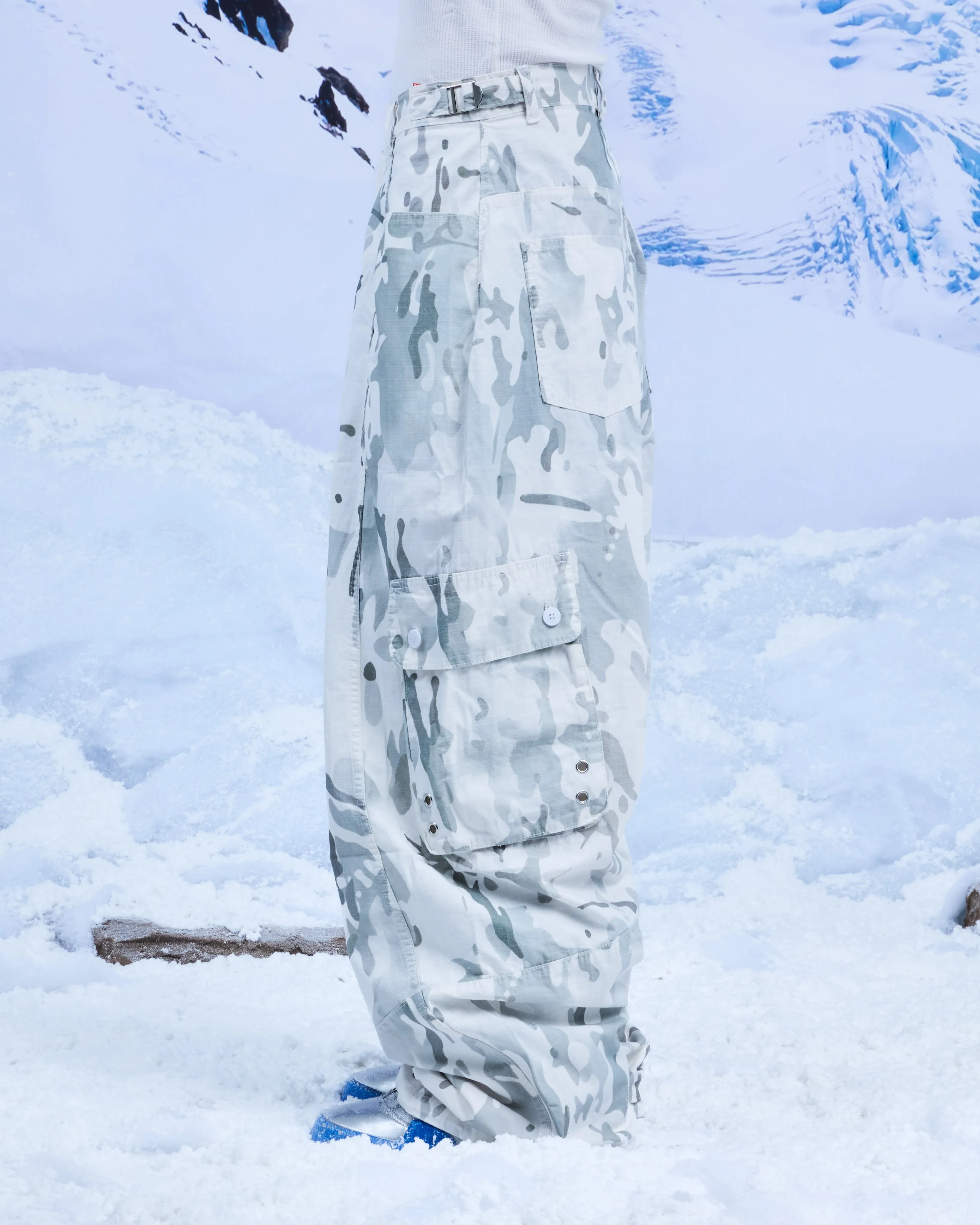 SNOW CAMO PANTS