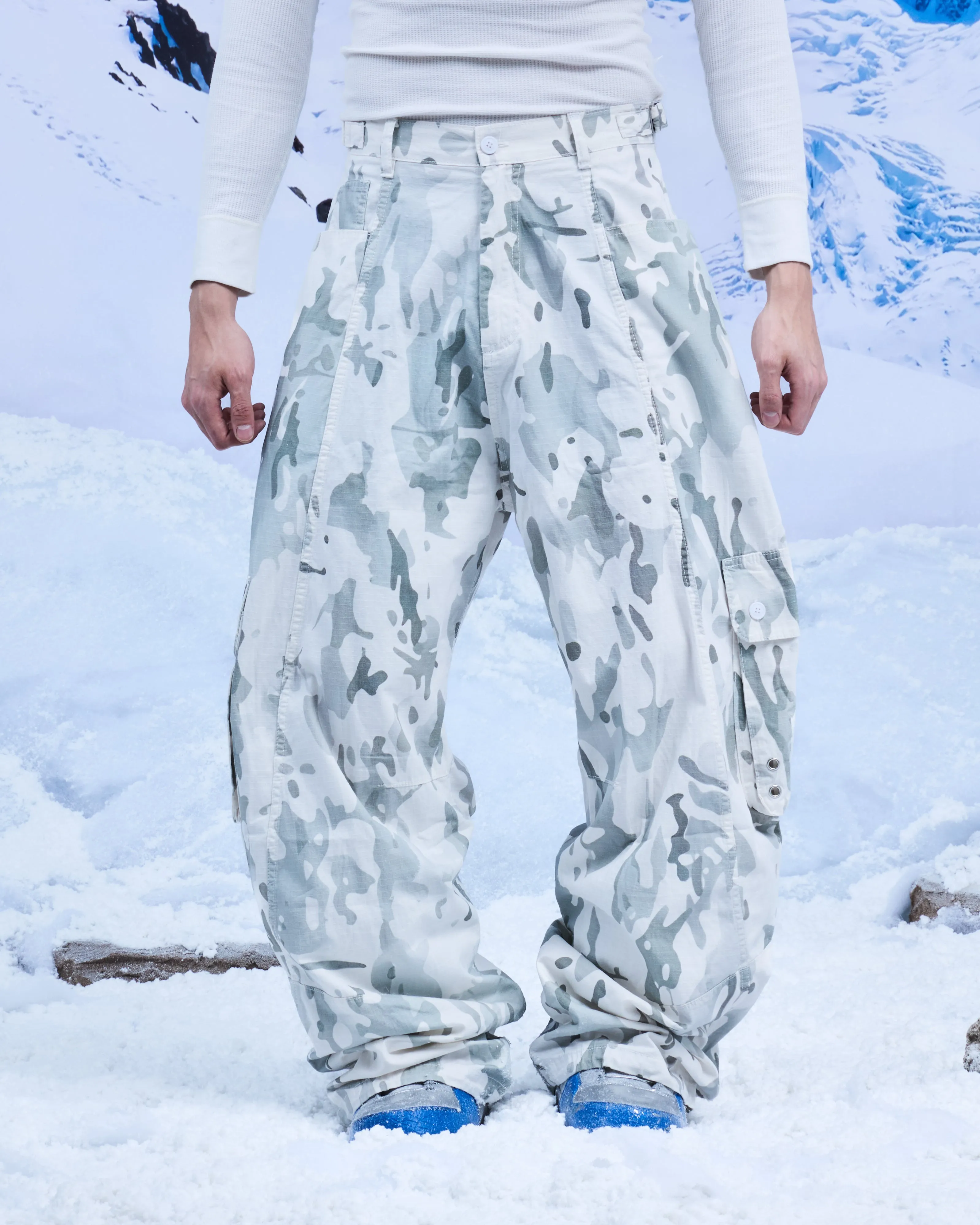 SNOW CAMO PANTS